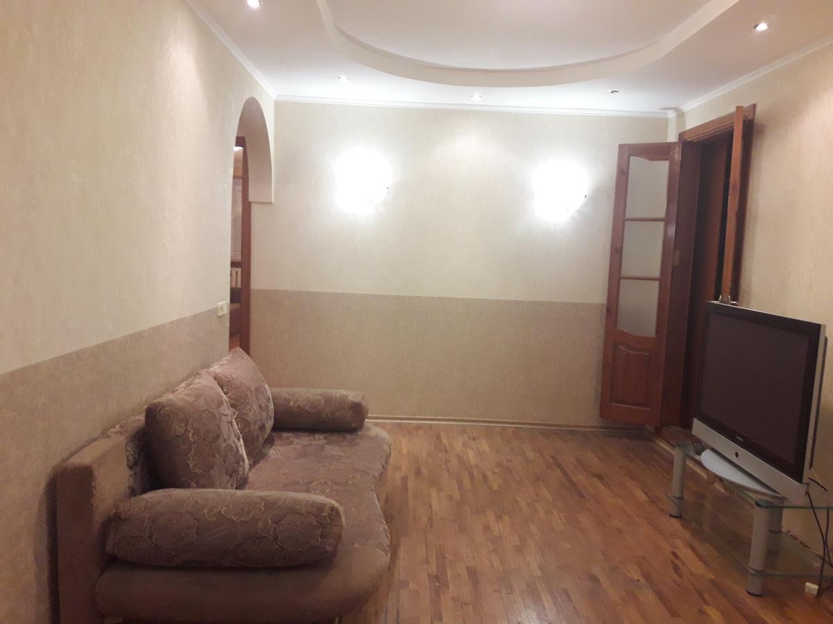 Appartment Near M. 23 Serpnya Jarkov Exterior foto